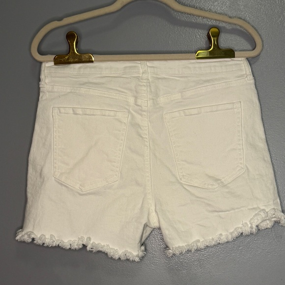 Last chance! Celebrity Pink Shorts - Picture 3 of 5